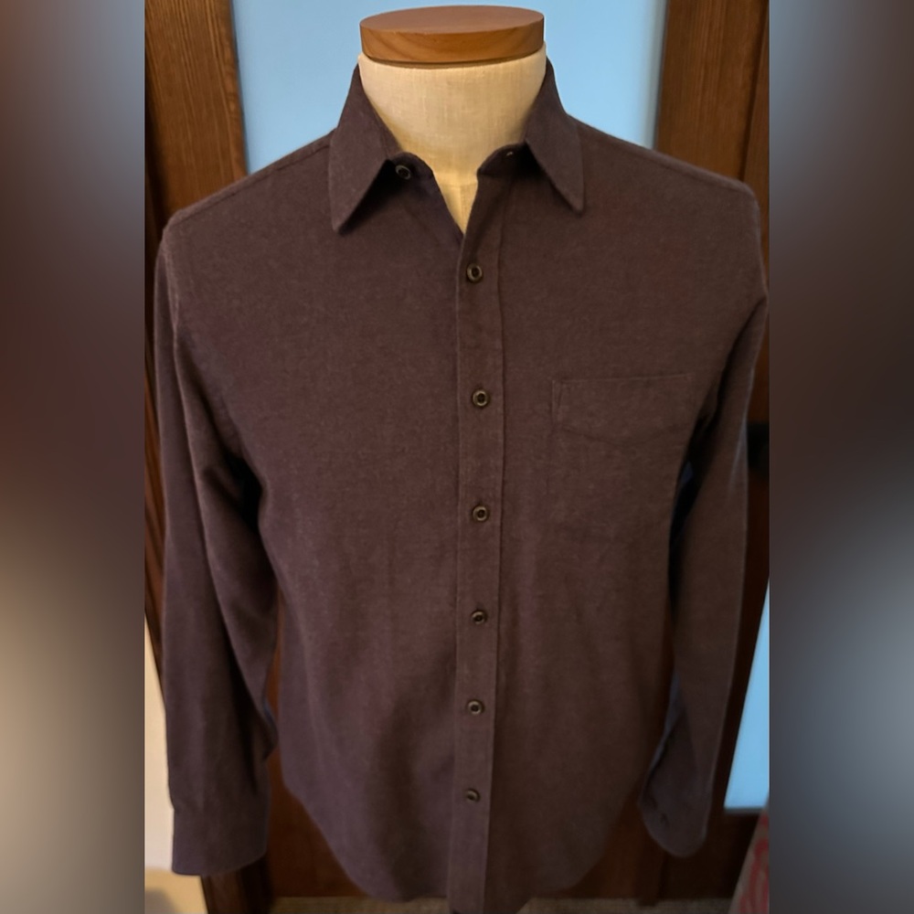 Untuck It Men’s Purple Long sleeve shirt Size Small $10